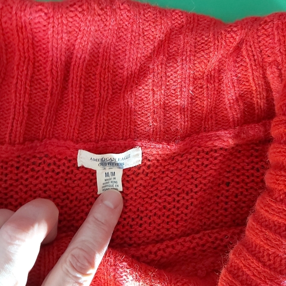 AE Red nitted sweater - Picture 8 of 10